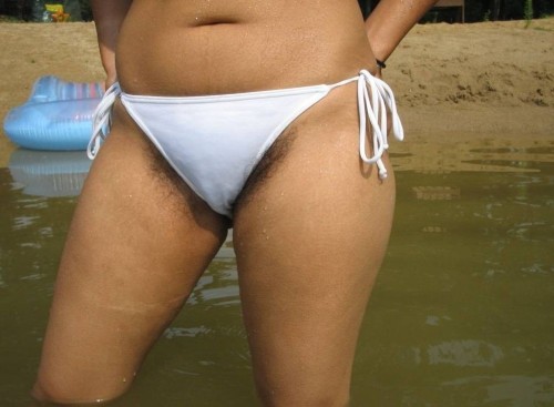 lovesithairy:  beach today  Perfect bikini