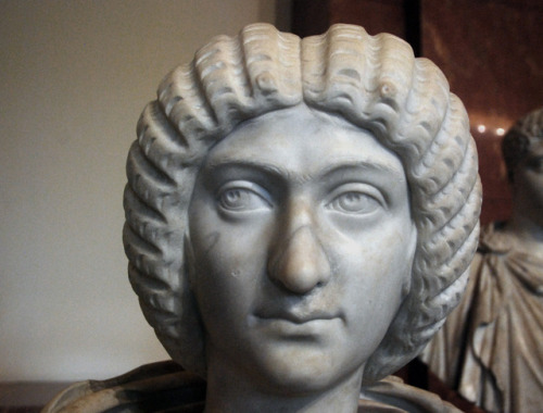 somniapluviae: myglyptothek: Empress Julia Domna. 193 AD. Marble. Musée du Louvre, Paris