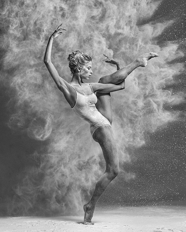 mymodernmet:  Powerful Dance Portraits Capture the Elegance and Intensity of the
