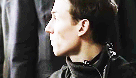 fighting-naturalist:tobias menzies as the cutest MI5 operative out there box 500 in ultimate force (