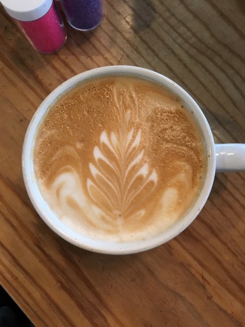 a couple recent attempts at latte art 🌷🌿💕