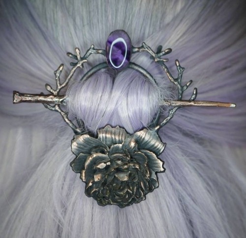 sosuperawesome:Hair PinsEnchanted Creations on Etsy