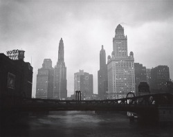 zzzze: JOHN GUTMANN (1905 - 1998) Chicago