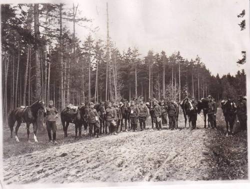 Photos from album of member of Artillery regiment 108th, which was located in Hranice na Moravě to 1