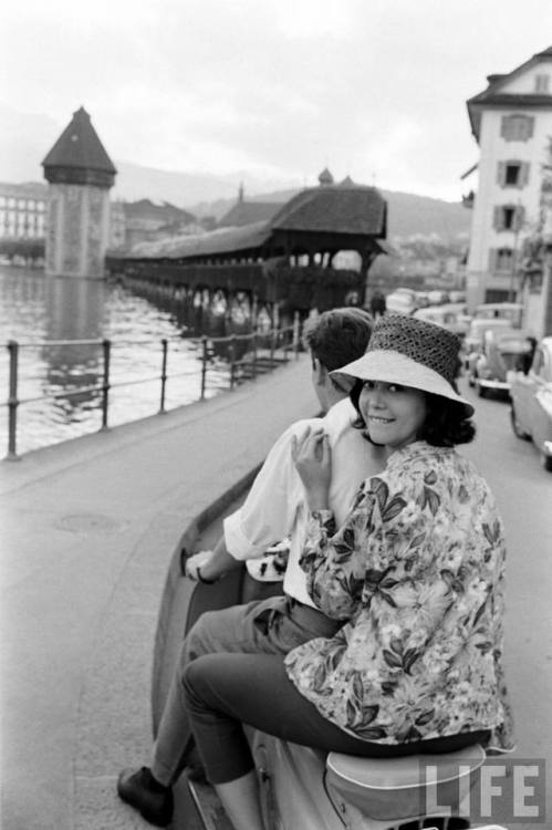 Greta Chi on the back of a Zündapp Bella scooter(Loomis Dean. 1959)