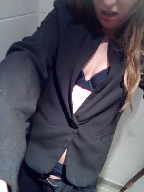 Oops j'ai oublié ma chemise ;)