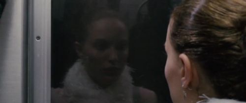 barricklovesmovies:Black Swan (2010)dir. Darren Aronofskydop: Matthew Libatique