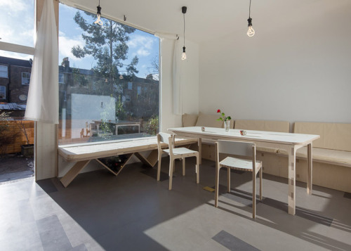 dezeen:  This remodelled London house extension was designed to reveal the outline of its predecessor »