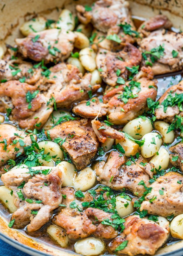 foodffs:  Chicken With 40 Cloves of GarlicReally nice recipes. Every hour.Show me