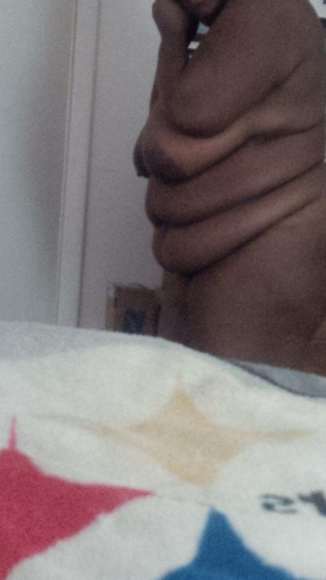 bellylover4life:  Getting ready in the morning is such a belly treat Follow the Belly