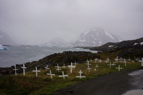 Kulusuk‘s cemetery, Greenland, by Ray Swi-hymn (2019).