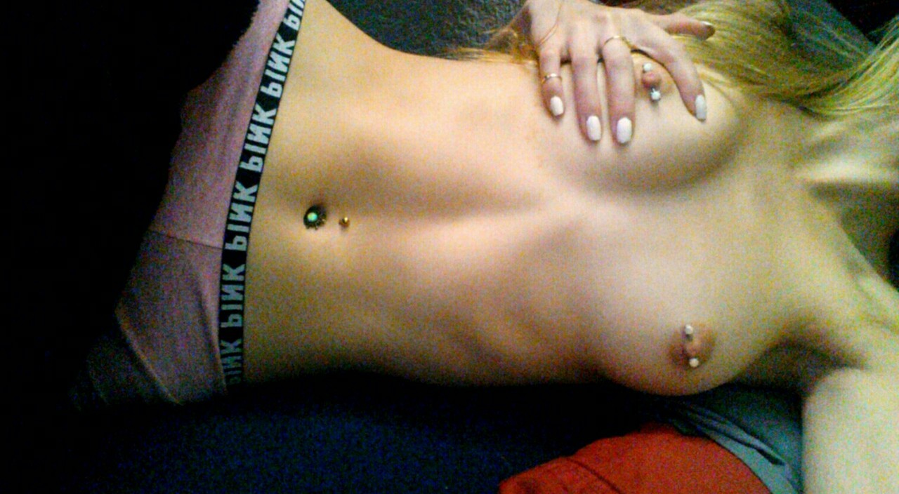stoneykay:  Netflix chillin