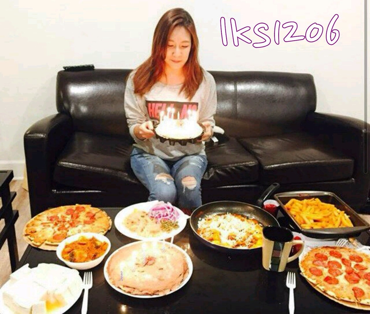 lks1206:  서울 용산구 살던 23살 신선x 현제 미국 시카고 유학중