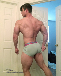 bigassaddicted:  Tyson Dayley