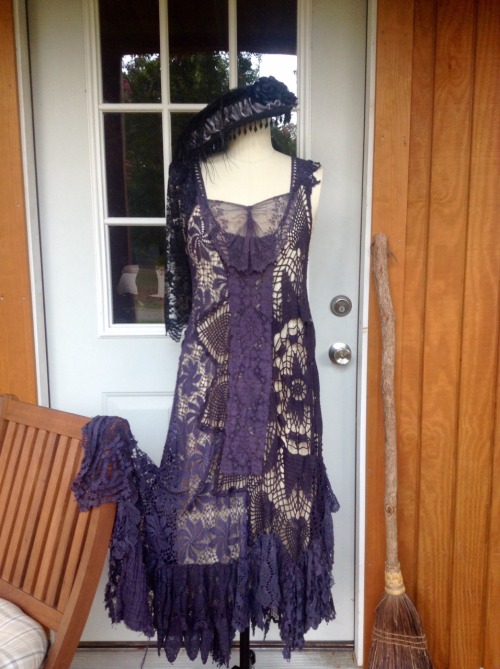 Witchy Dress for fall …….