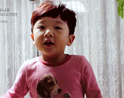 jinvoung:   hyunwoo’s “cute player”  
