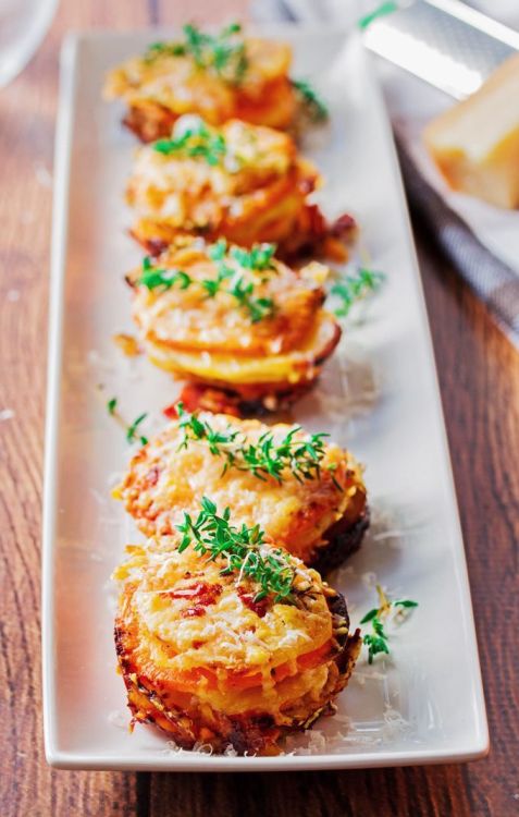 delicious-designs: Potato &amp; Sweet Potato Stacks with Caramelized Onions and Prosciutto