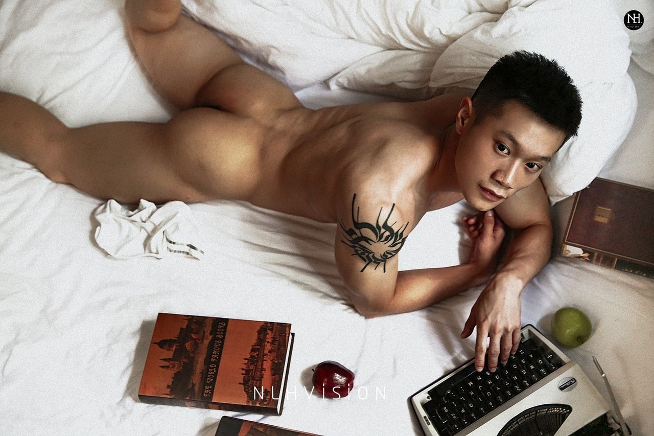 Hot Asian Muscles