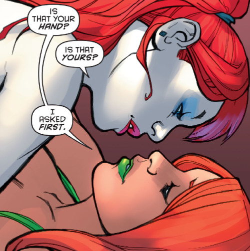 thefingerfuckingfemalefury: compactpersiansociopaths:  Someone: Harley Quinn is straight and only in love with the Joker!! Me: ? ?? ??? ???? ????? ?????? ??????? ???????? ?!?!?!?!??!?!   Just look at these heterosexual gal pals literally having sex with