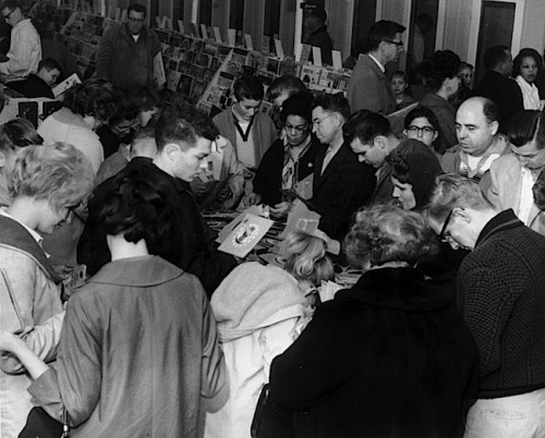 collectorsweekly:  If You’re Too Young to Remember the Magic of Tower Records, Here’s What You Missed