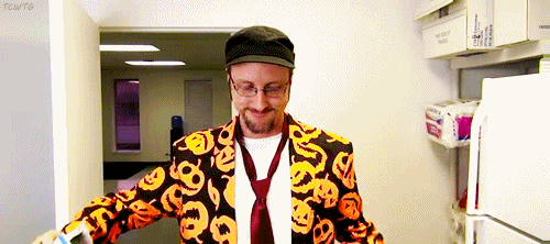 makeacandidbroadcast:thatchickwiththegifs:This Halloween obsession is getting out of hand. xAt least