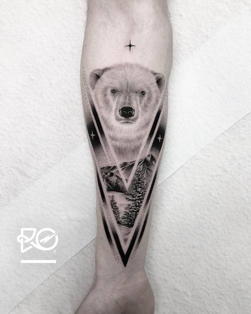 By RO. Robert Pavez • Cold in the Heavens • Done in @zoitattoosthlm 2019 •  