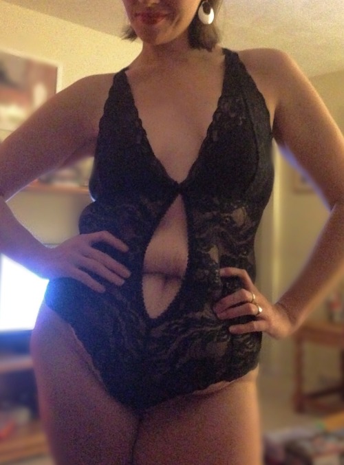 chubby-slut-wife: Wife posing in slutty lingerie