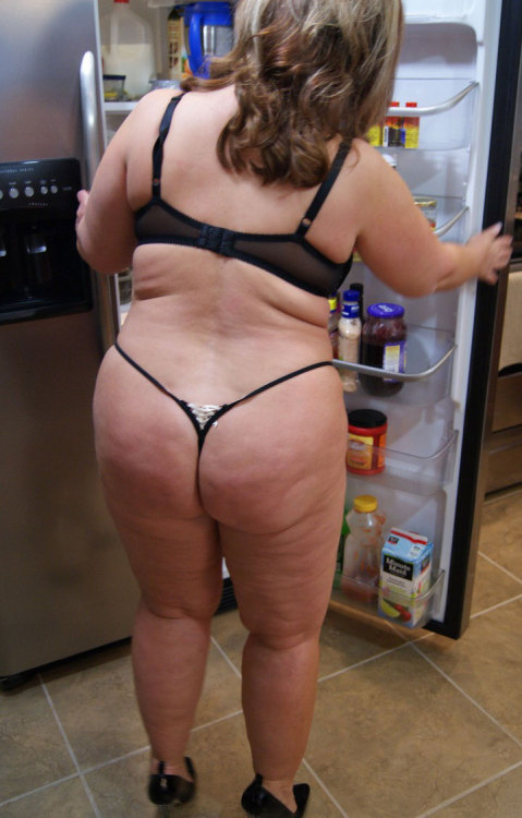 chubbyandobese:  http://chubbyandobese.tumblr.com/ 