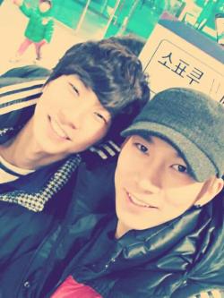 jkpopaddict:  eunkwang with his younger brother