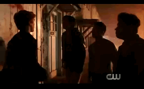 Dark Gifs Of Sweet Pea