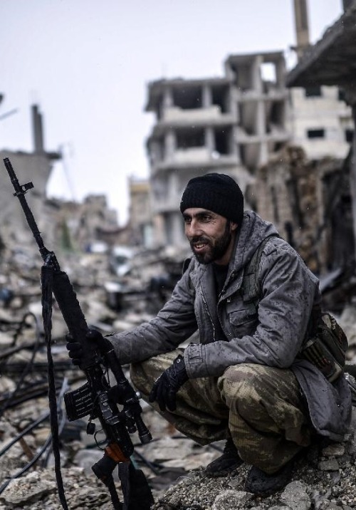 fnhfal:War with the Islamic state - Kurdish sniper in kobani