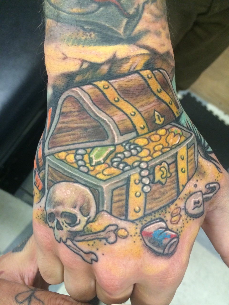 fuckyeahtattoos:  My new hand tattoo. The PBR can is my favorite piece of treasure.