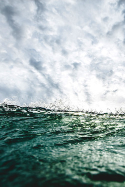 thelavishsociety:   Sea and Sky by Cameron