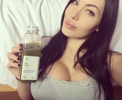 Starting My 5 Day @Juicetruck Juice Cleanse Today 🍋🍐🍏 I Love It So Far,