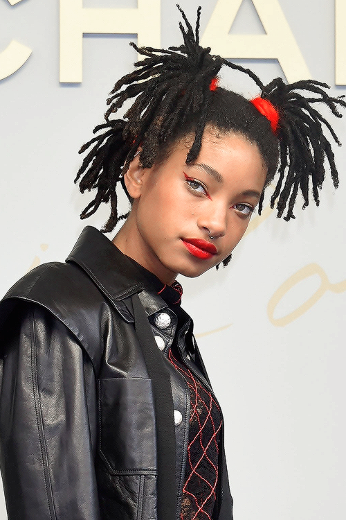 willowlover: Willow Smith attends the CHANEL Metiers D'art Collection Paris Cosmopolite show at the 