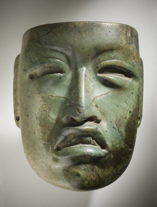 monolithzine:An ancient Olmec mask from Mexico