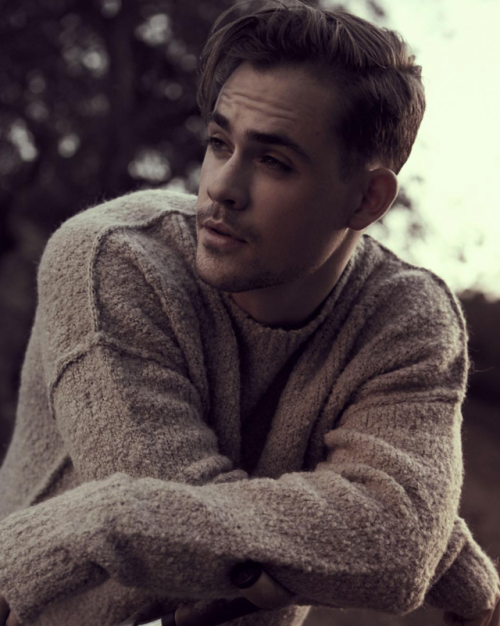 Dacre Montgomery is hot in Power Rangers, adult photos