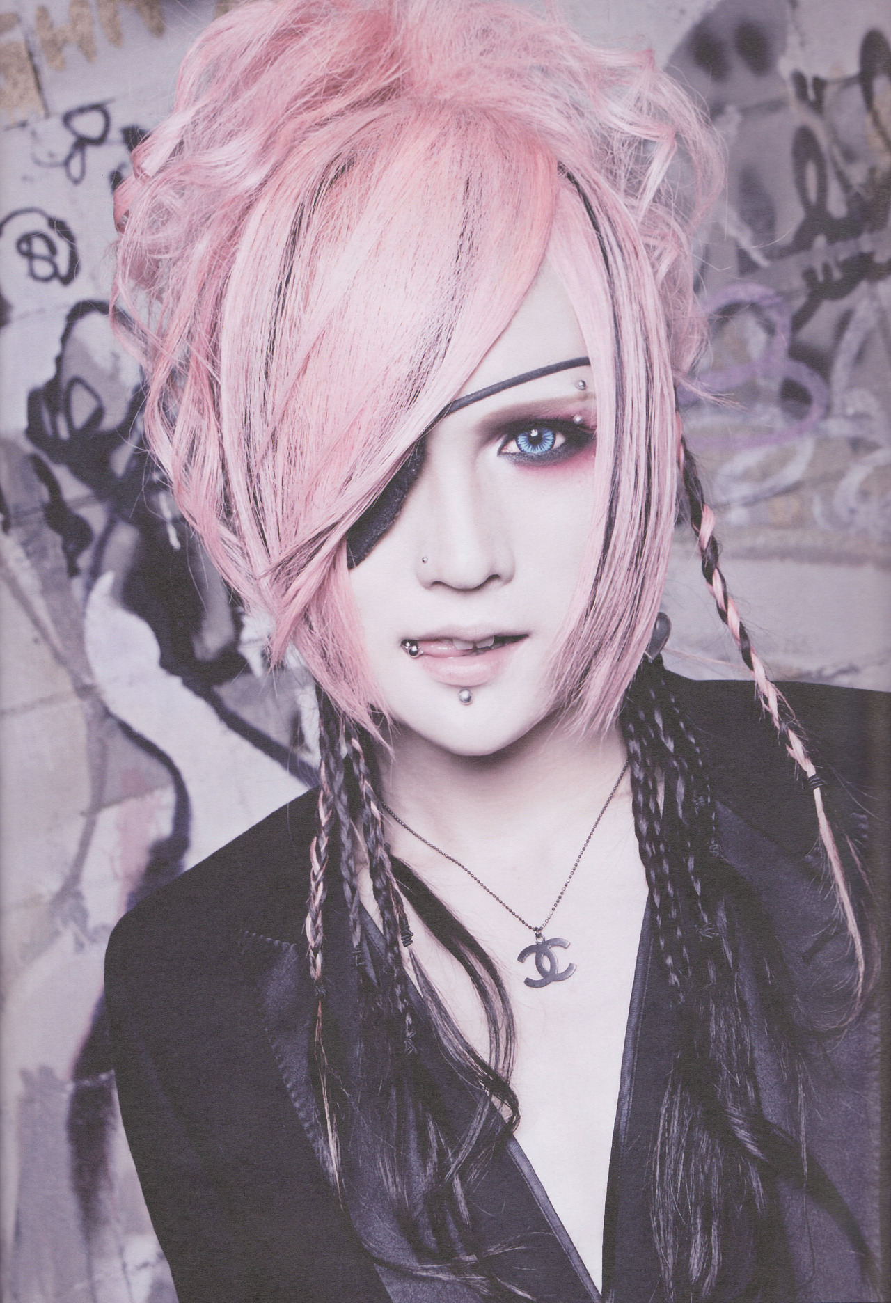 stray-prince:  kyoselflove:    「激-MASSIVE-突 全国編」 DIAURA VS MEJIBRAY