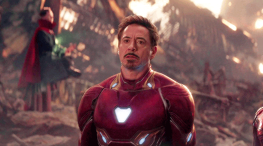 rdj:Robert Downey Jr. as Tony Stark in Avengers: Infinity War (2018) dir. Joe and Anthony Russo