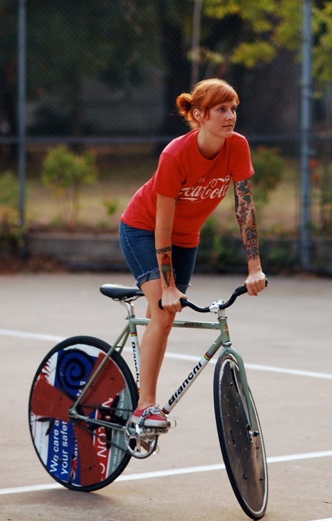 babesnbicycles:  Submit pix of you and your bike to bikesnbabes@outlook.com