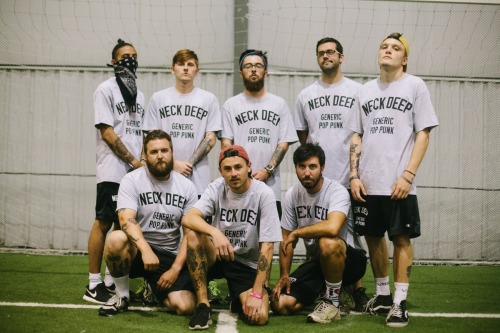 lettheoceantakemee:  Neck Deep by Tom Falcone 