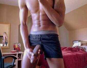 justbottom:  talldaddy:  nastiebottom:  Black dick makes my bussy feel really good