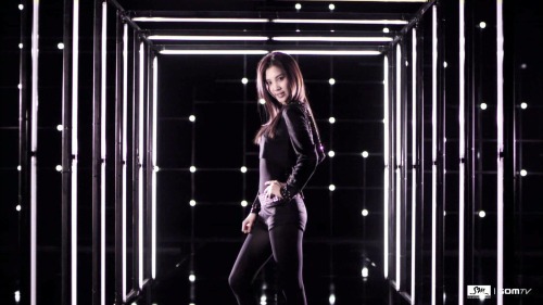 Porn photo South Korean girl group Girl’s Generation