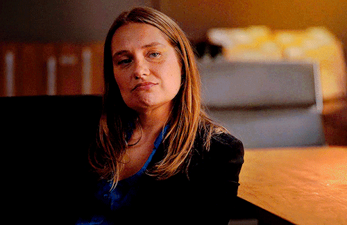 royalarmyofoz:MERRITT WEVER as KAREN DUVALL in UNBELIEVABLE (2019)