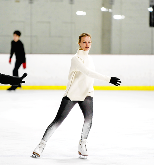 Practicing for ‘I, Tonya’ in Los Angeles (January 2, 2017)