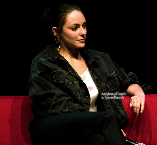 dailyhizzie: DANIELLE ROSE RUSSELL Comic Con Liverpool 2022 credit to @tayces