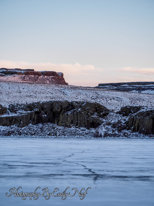 Winter Coulee photos.