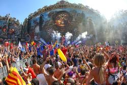 solarac96:  Tomorrowland 2014 starts ! 