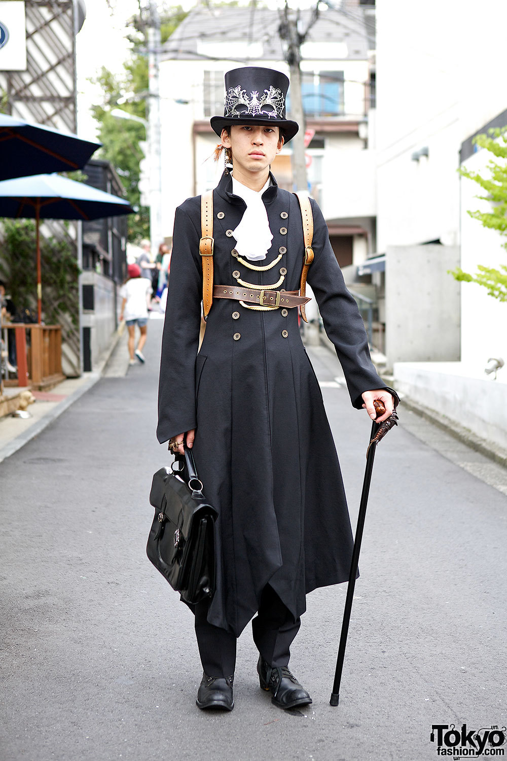 tokyo-fashion:  Harajuku guy’s steampunk fashion w/ Atelier Boz, Black Peace Now