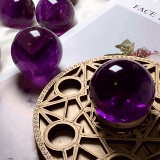 Pondering Amethyst Orbs 🧙 | Source